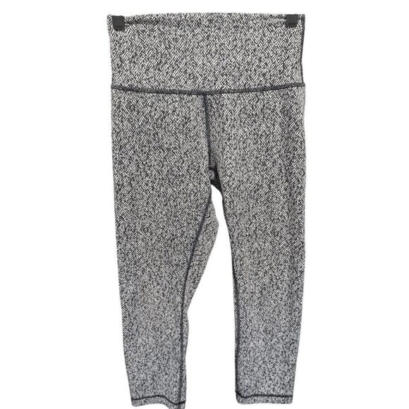 LULULEMON ATHLETICA Wunder Under High-Rise Crop 21' Size 6 - Picture 4 of 5